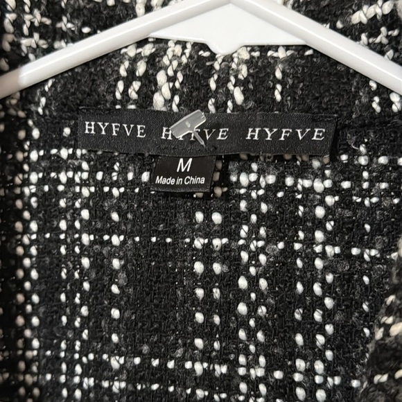 NWOT HYFVE Plaid Frayed Shacket - Picture 6 of 8